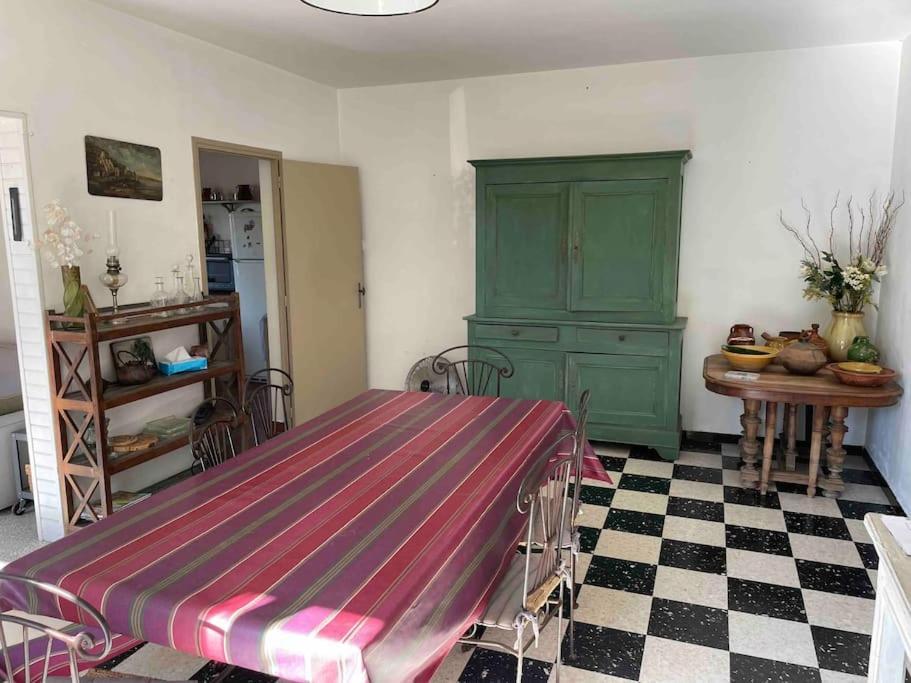 La Maison Du Prieure Vezenobres Exterior photo